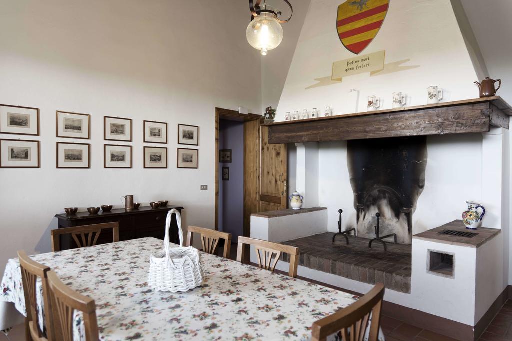 Вилла Tenuta Di Colle Alberti Agriturismo Черрето-Гвиди Номер фото