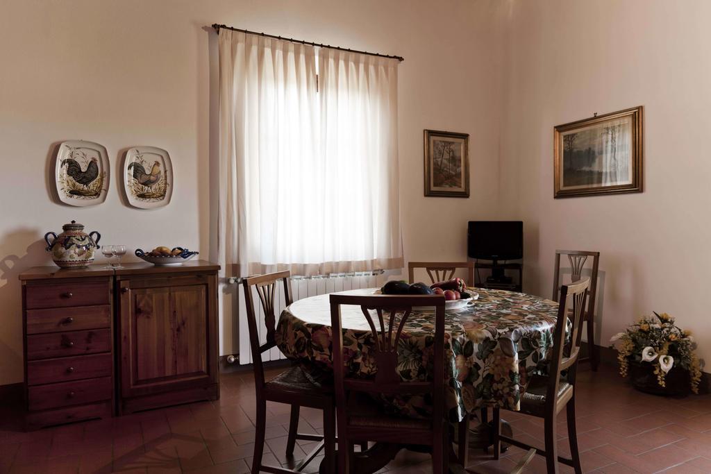 Вилла Tenuta Di Colle Alberti Agriturismo Черрето-Гвиди Номер фото