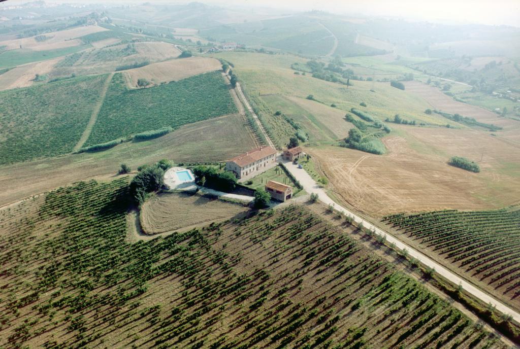 Вилла Tenuta Di Colle Alberti Agriturismo Черрето-Гвиди Экстерьер фото